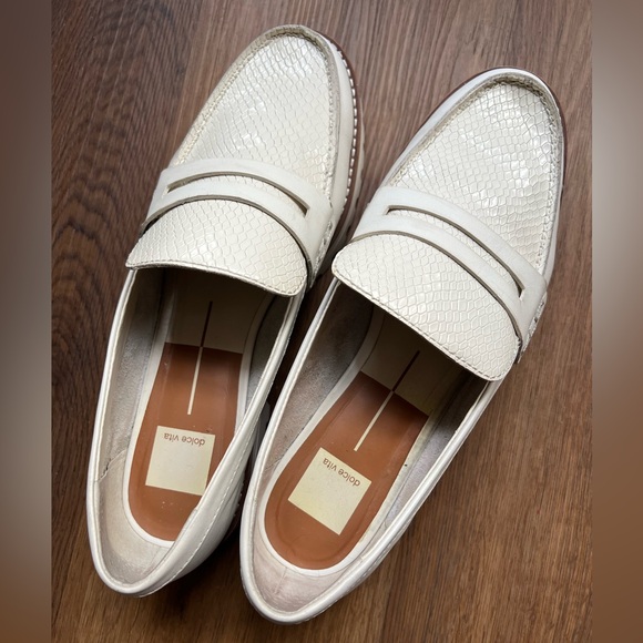 Dolce Vita Reptile Skin Effect Lug Sole Loafers - Picture 9 of 11